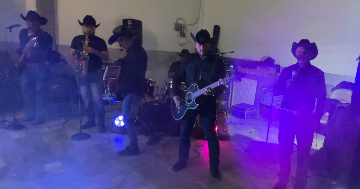 Presentación musical de Deseo Norteño